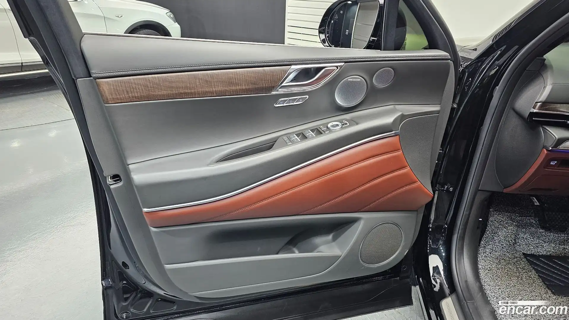 GV80 Genesis 2024.10-INNER-034