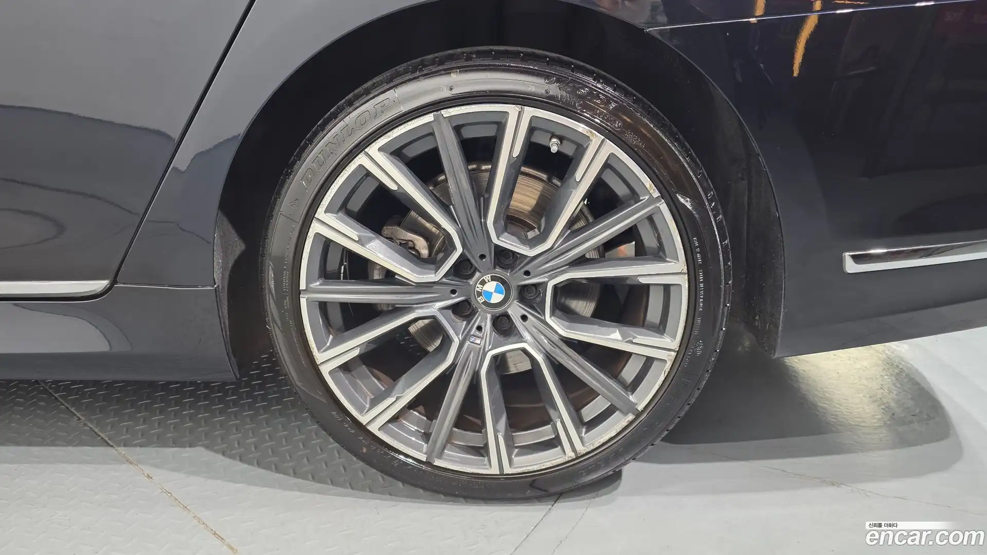7-Series BMW 2021.11-OUTER-031