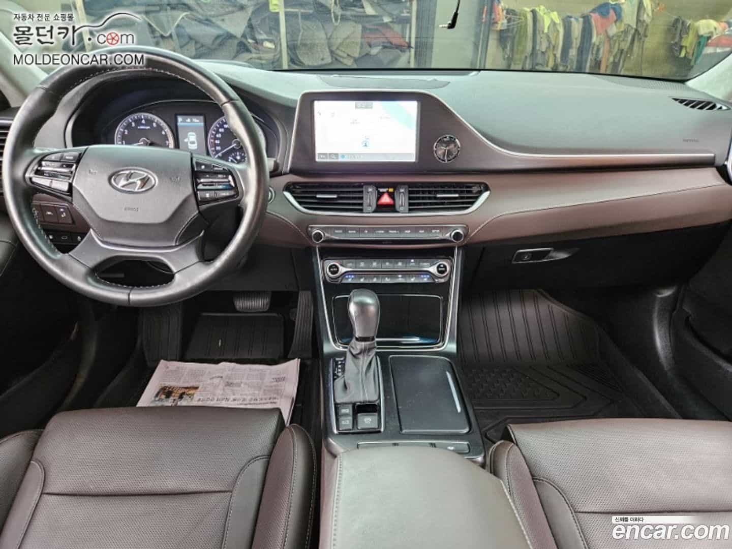 Grandeur Hyundai 2018.4-OUTER-005