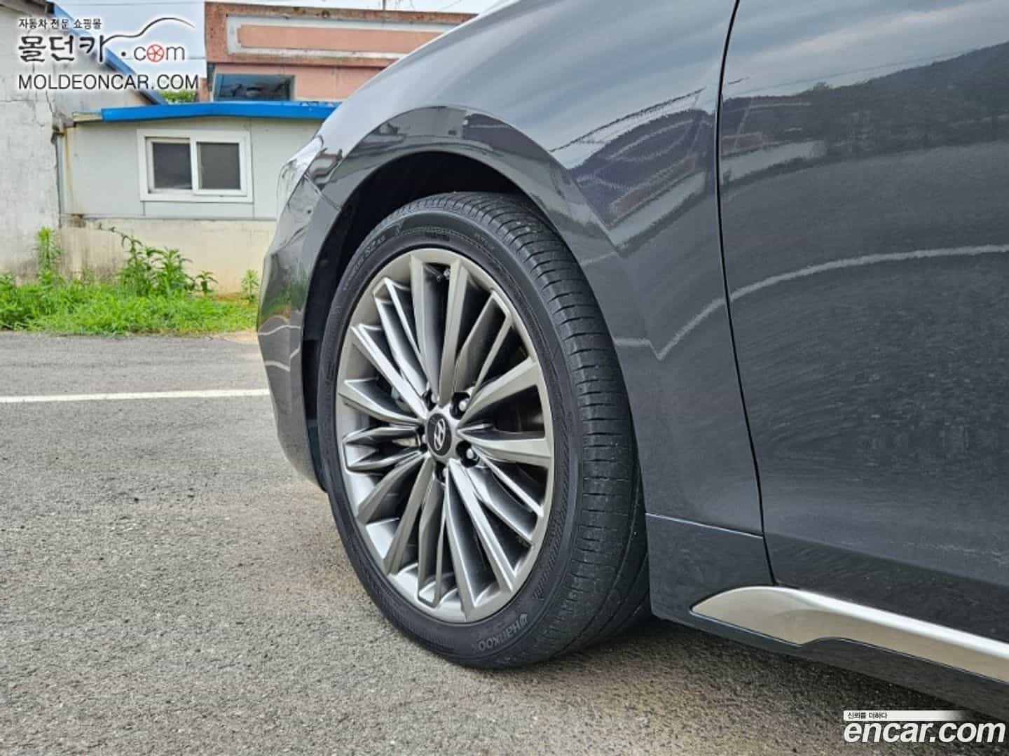 Grandeur Hyundai 2018.4-OPTION-022