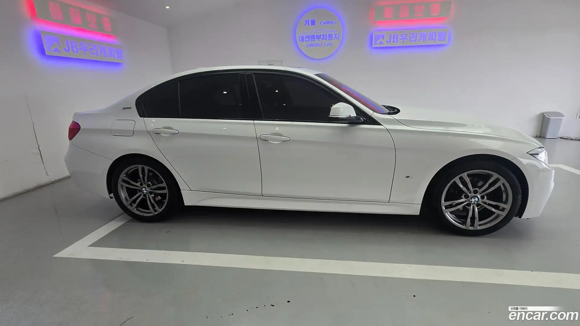3-Series BMW 2018.11-OUTER-006