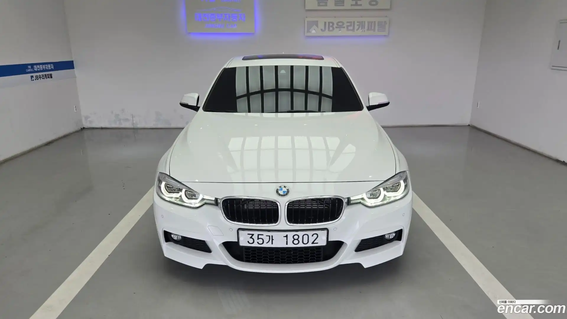 3-Series BMW 2018.11-INNER-008