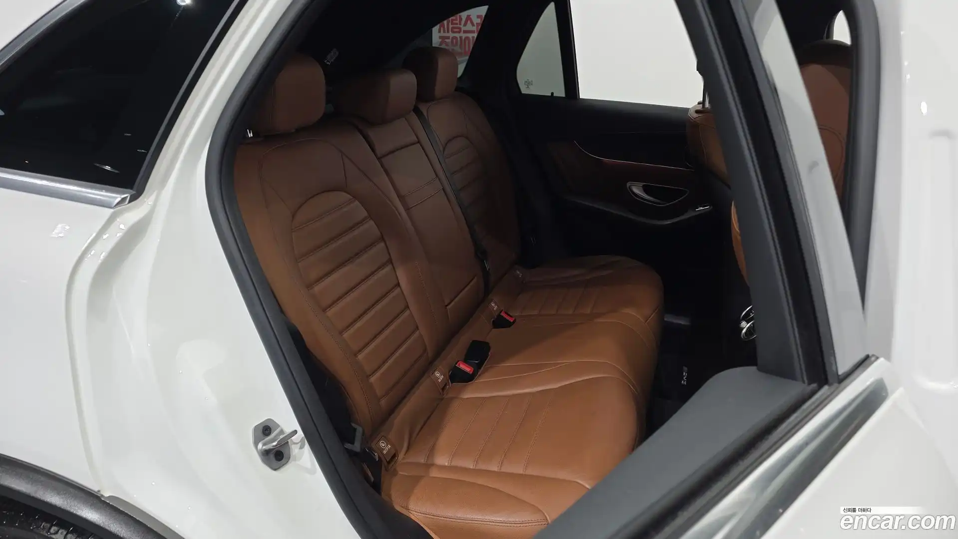 GLC-Class Mercedes-Benz 2022.6-OPTION-016
