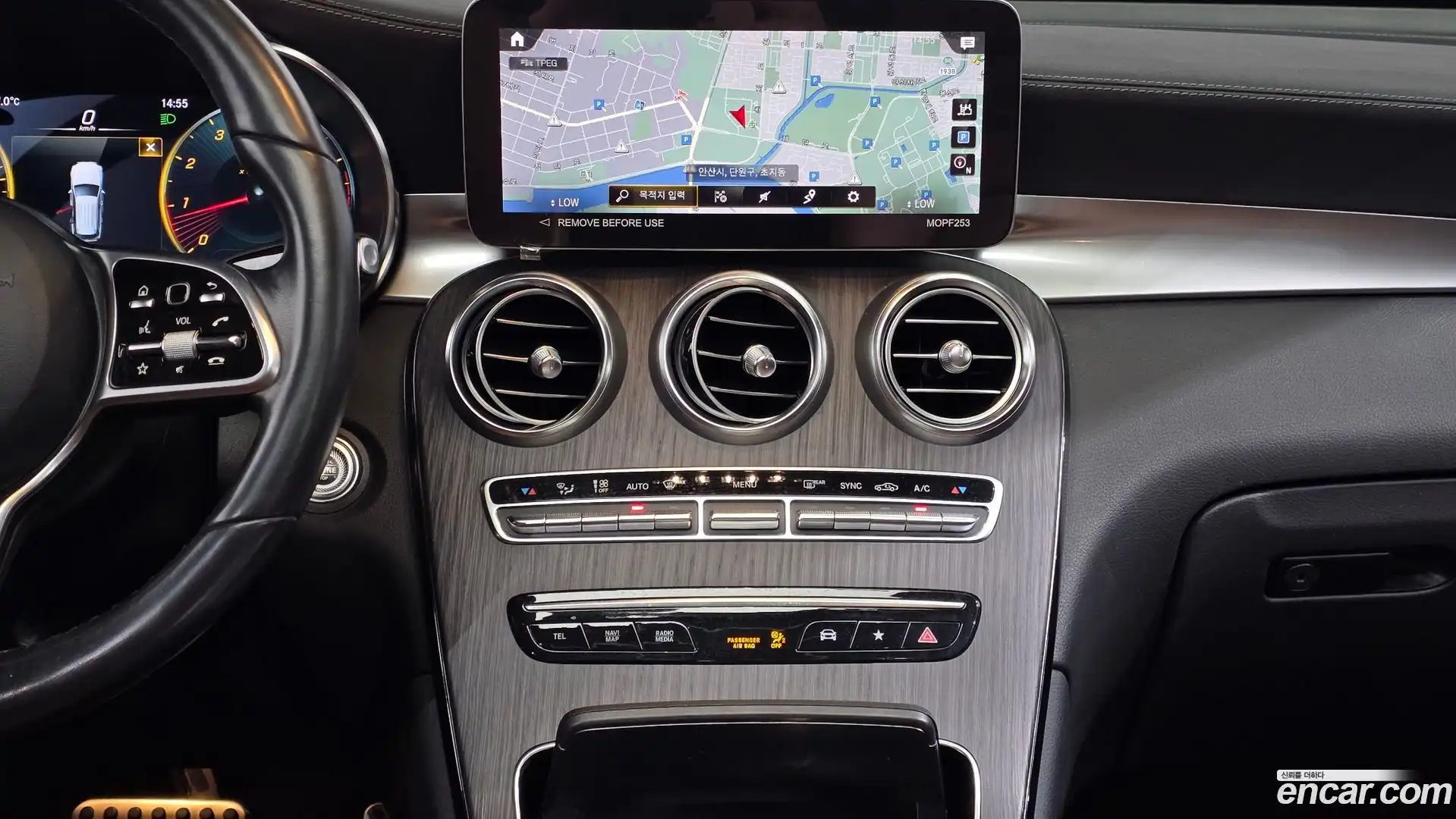 GLC-Class Mercedes-Benz 2022.6-OPTION-017