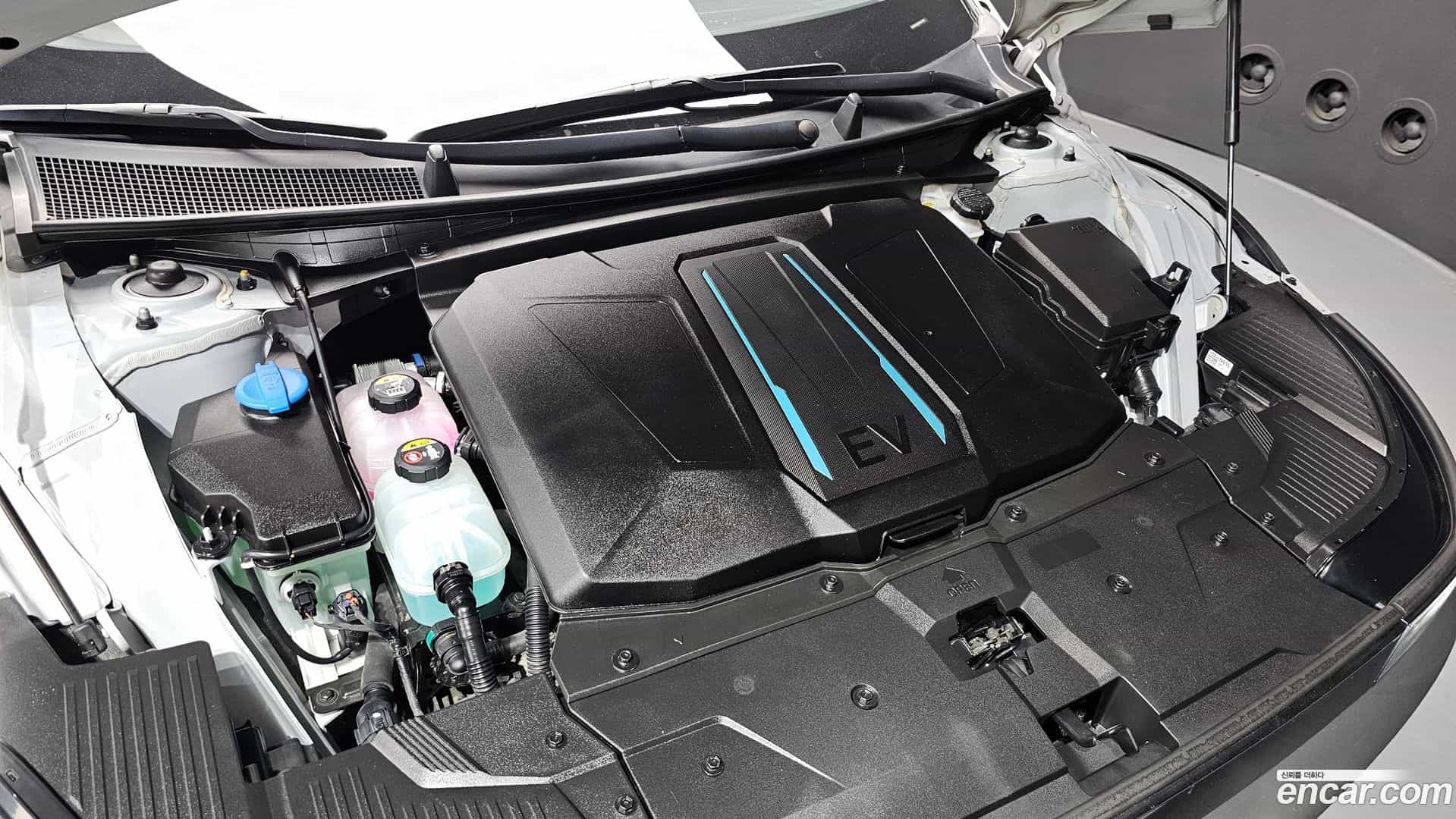 Ioniq5 Hyundai 2023.4-OUTER-006