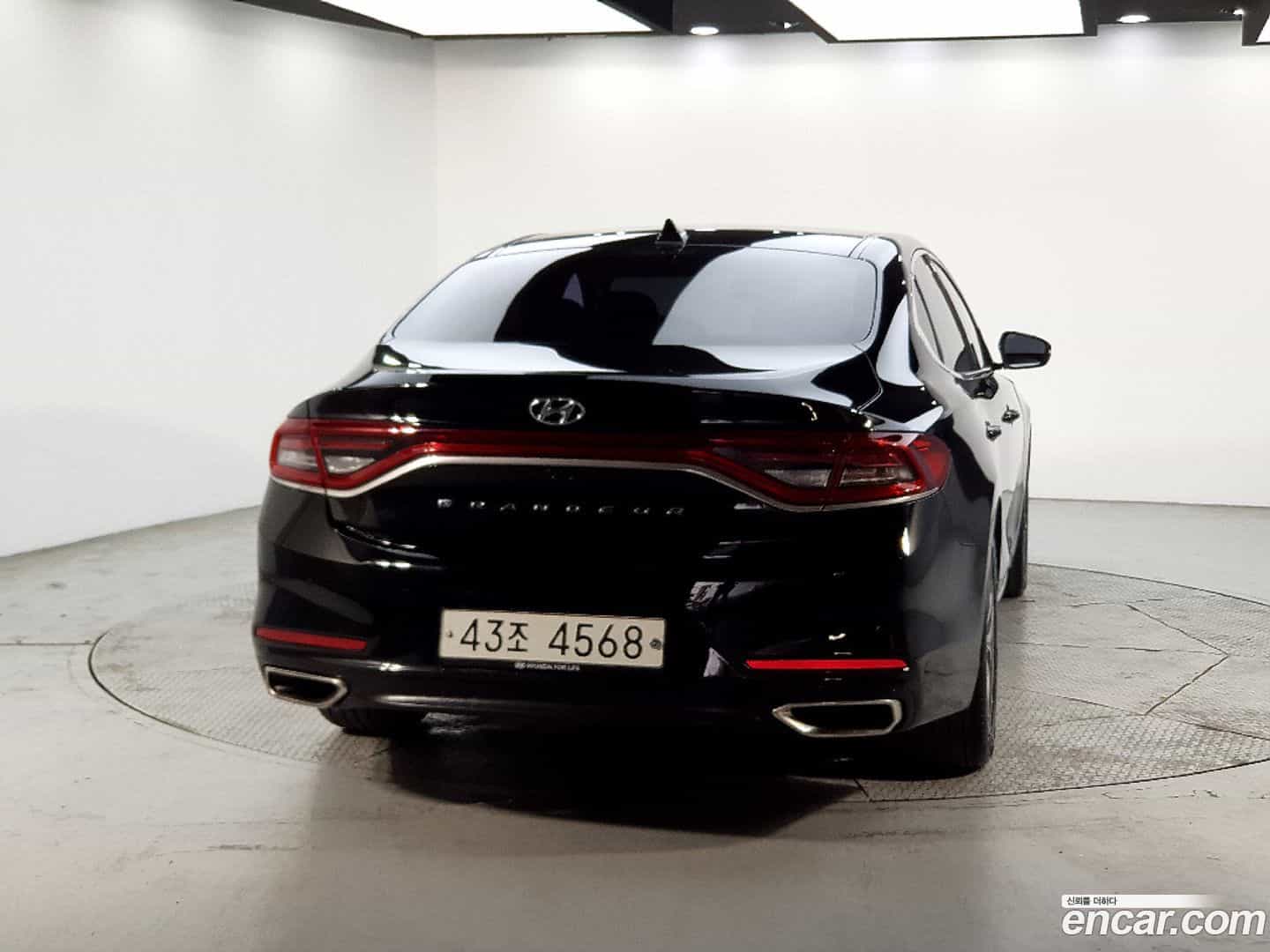 Grandeur Hyundai 2017.6-OUTER-003