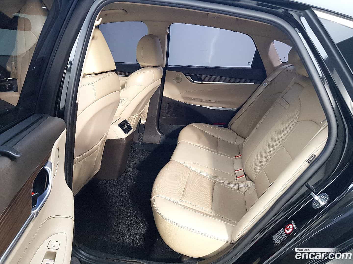 Grandeur Hyundai 2017.6-INNER-009