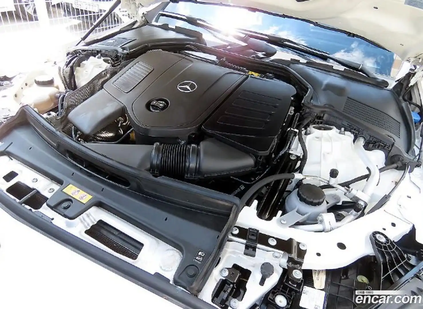 C-Class Mercedes-Benz 2022.5-OPTION-022