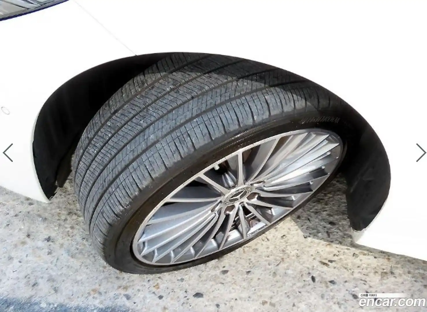 C-Class Mercedes-Benz 2022.5-OPTION-024