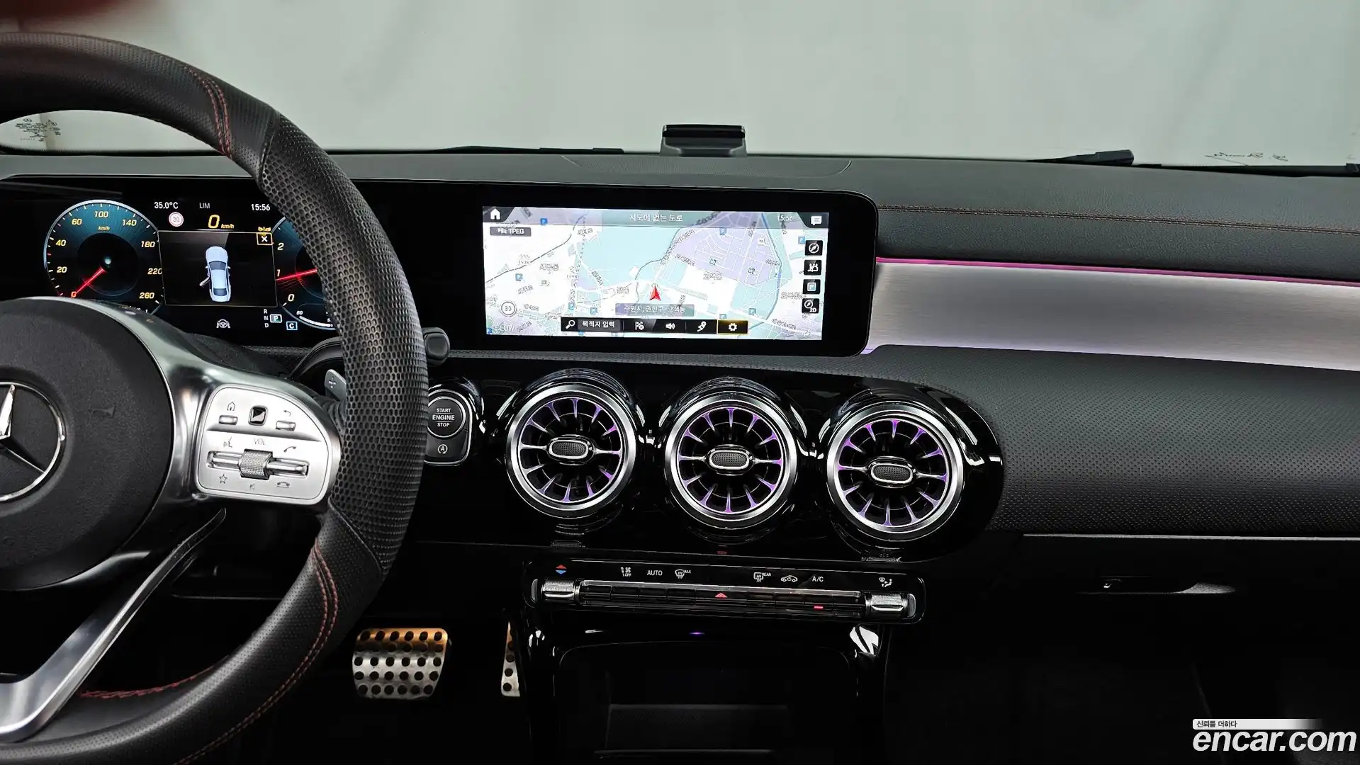 CLA-Class Mercedes-Benz 2023.4-OPTION-018