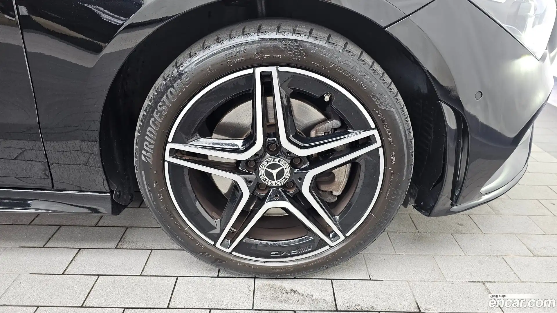 CLA-Class Mercedes-Benz 2023.4-OUTER-031