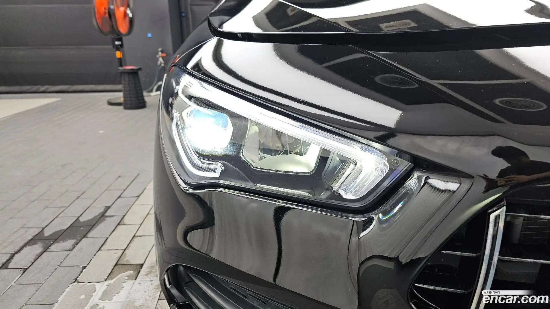 CLA-Class Mercedes-Benz 2023.4-OUTER-032