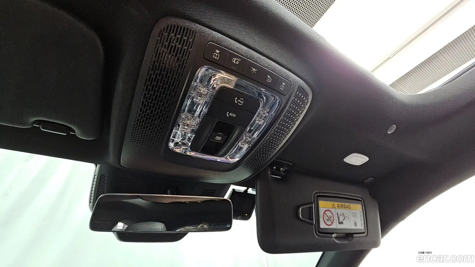 CLA-Class Mercedes-Benz 2023.4-OPTION-040
