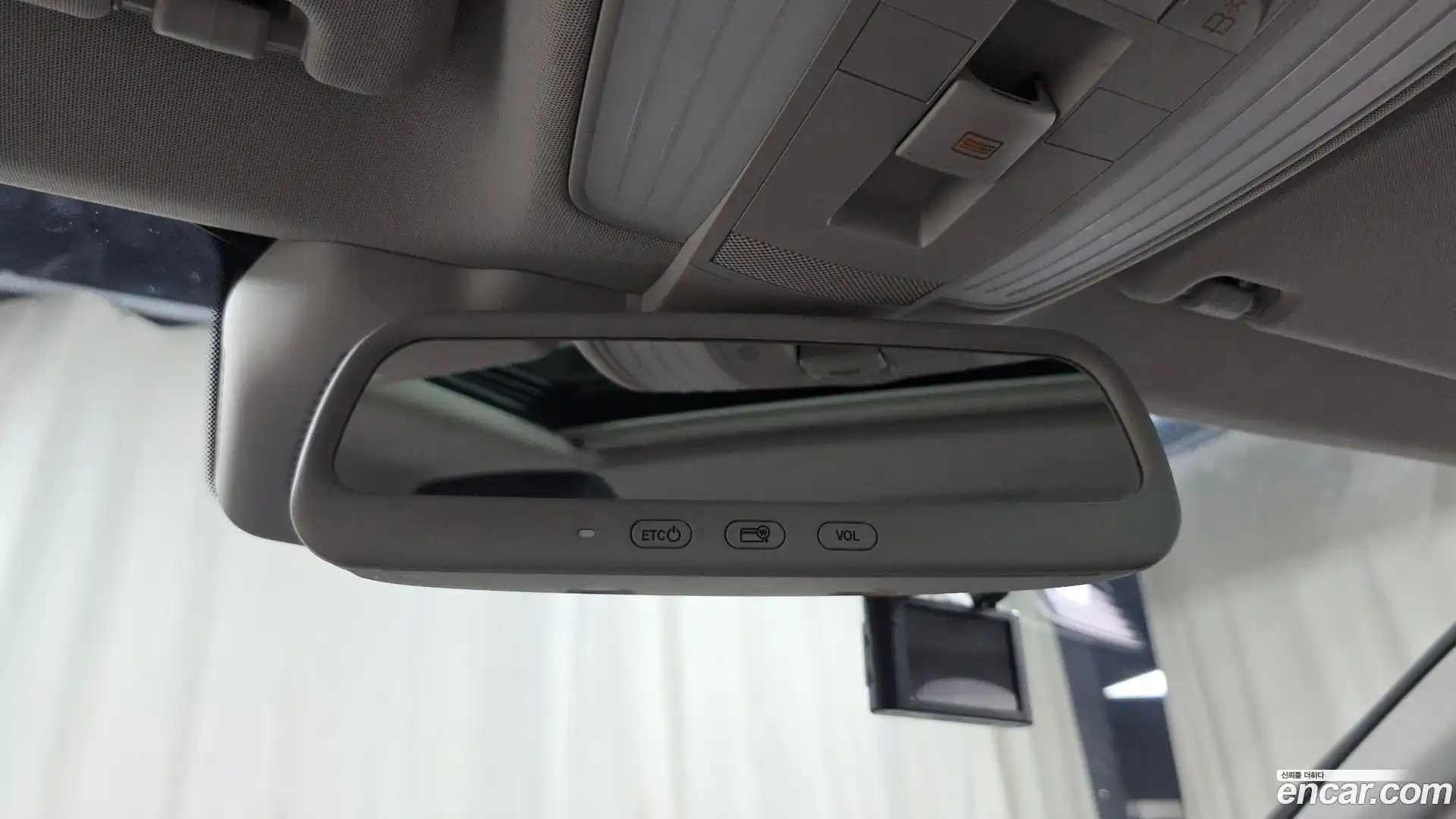 CLS-Class Mercedes-Benz 2016.6-OPTION-021