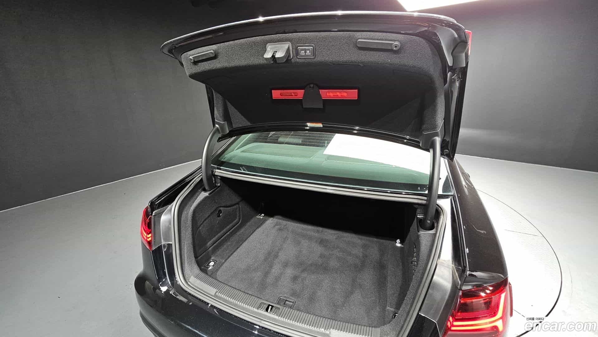 A6 Audi 2018.4-OPTION-024