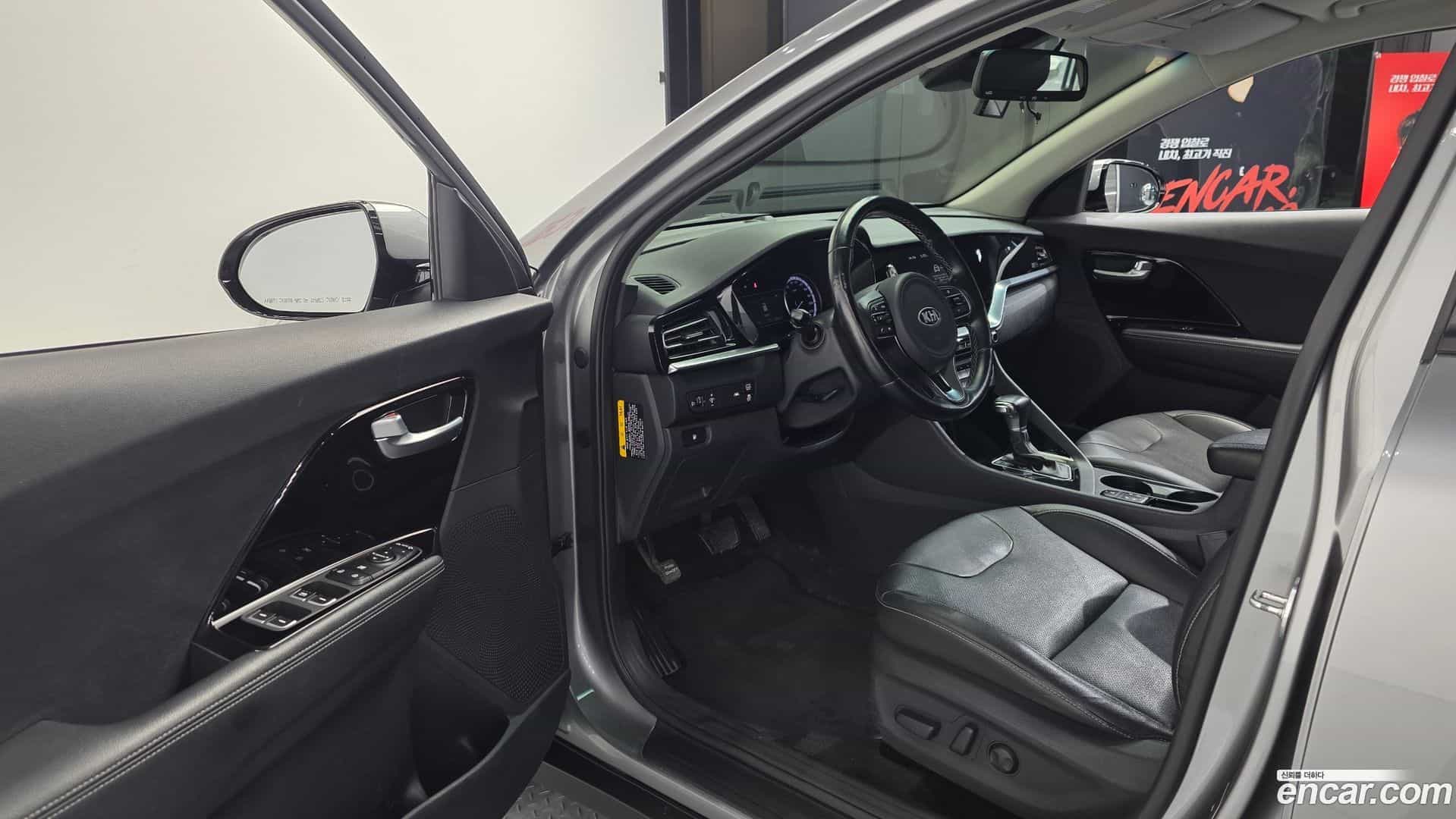 Niro Kia 2020.4-INNER-010