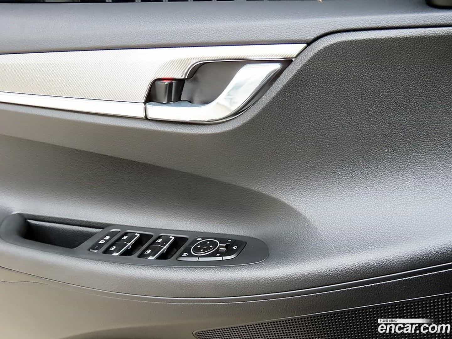 Grandeur Hyundai 2021.5-OPTION-021