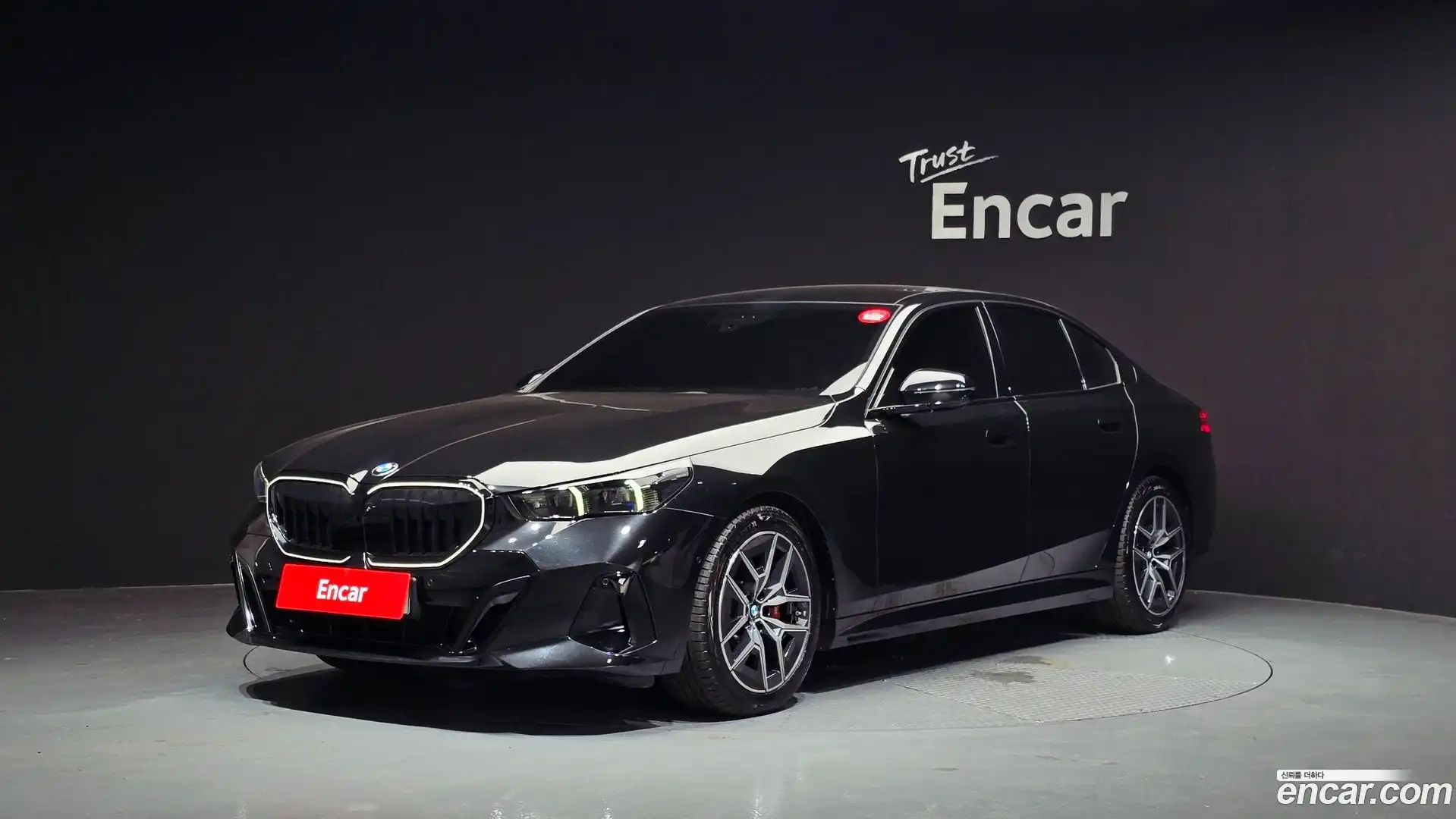 5-Series BMW 2025.11-OUTER-001