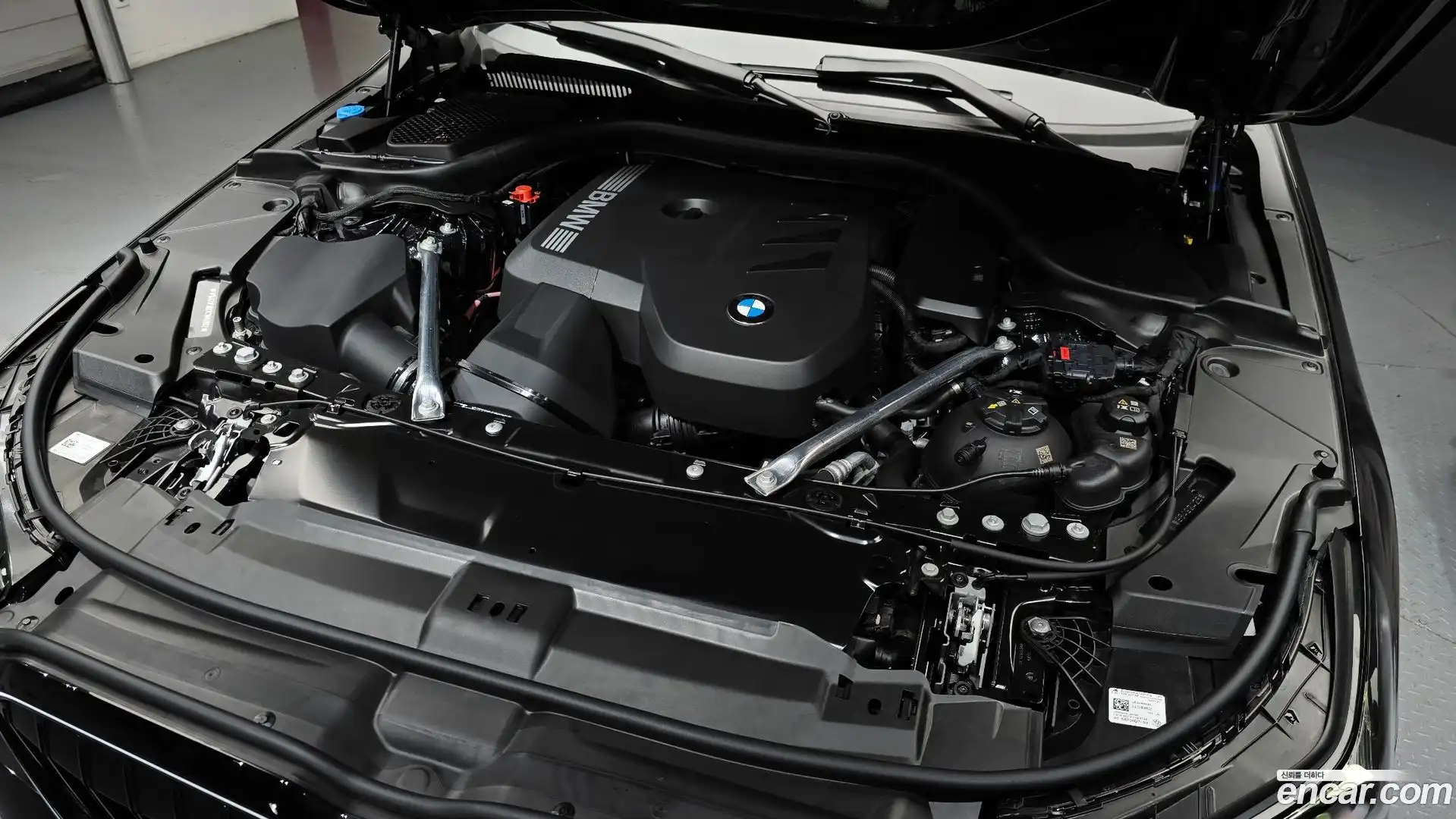 5-Series BMW 2025.11-OUTER-006