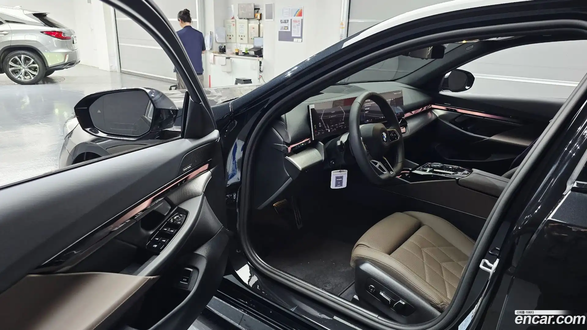 5-Series BMW 2025.11-INNER-010