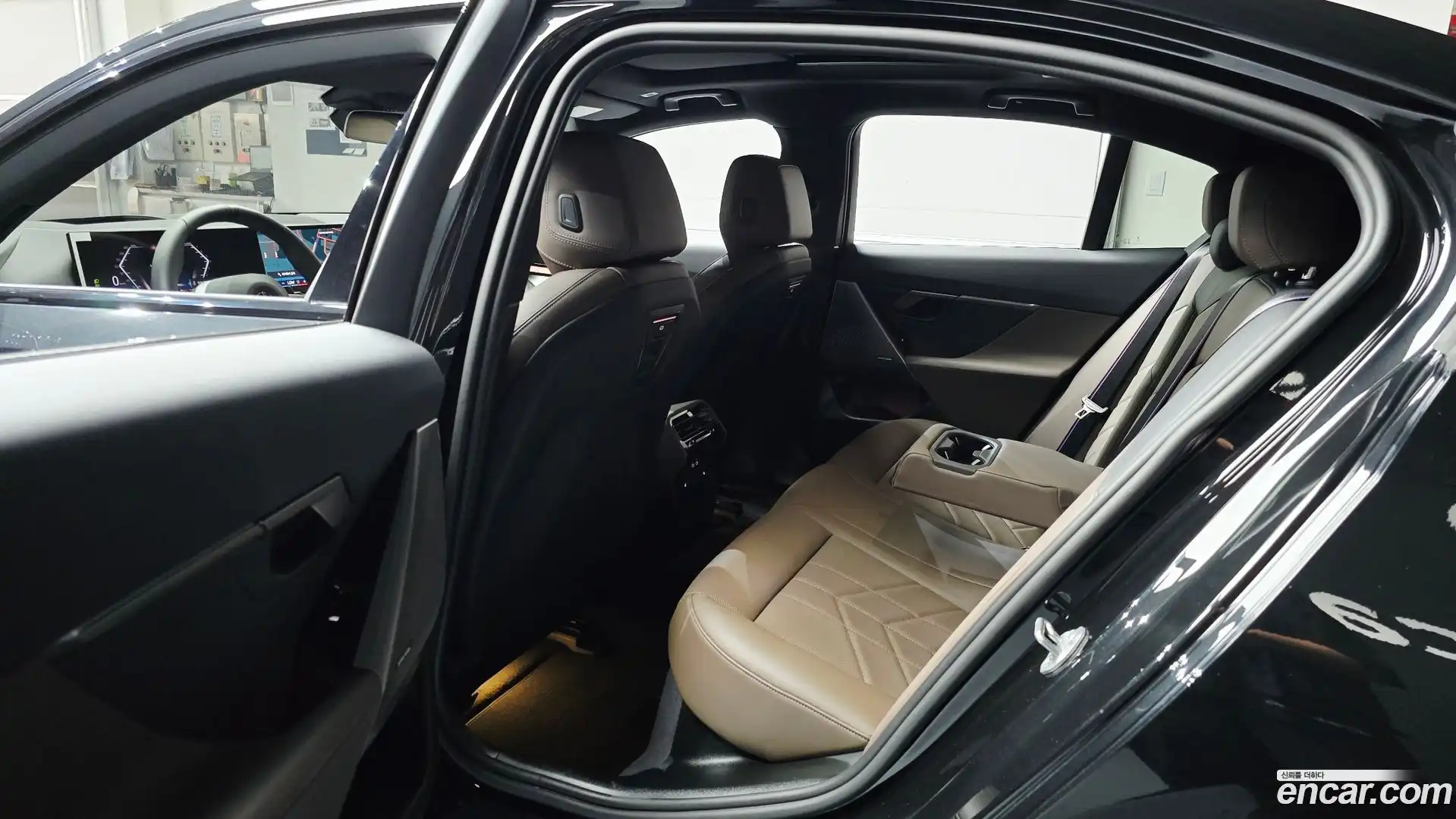 5-Series BMW 2025.11-OPTION-015