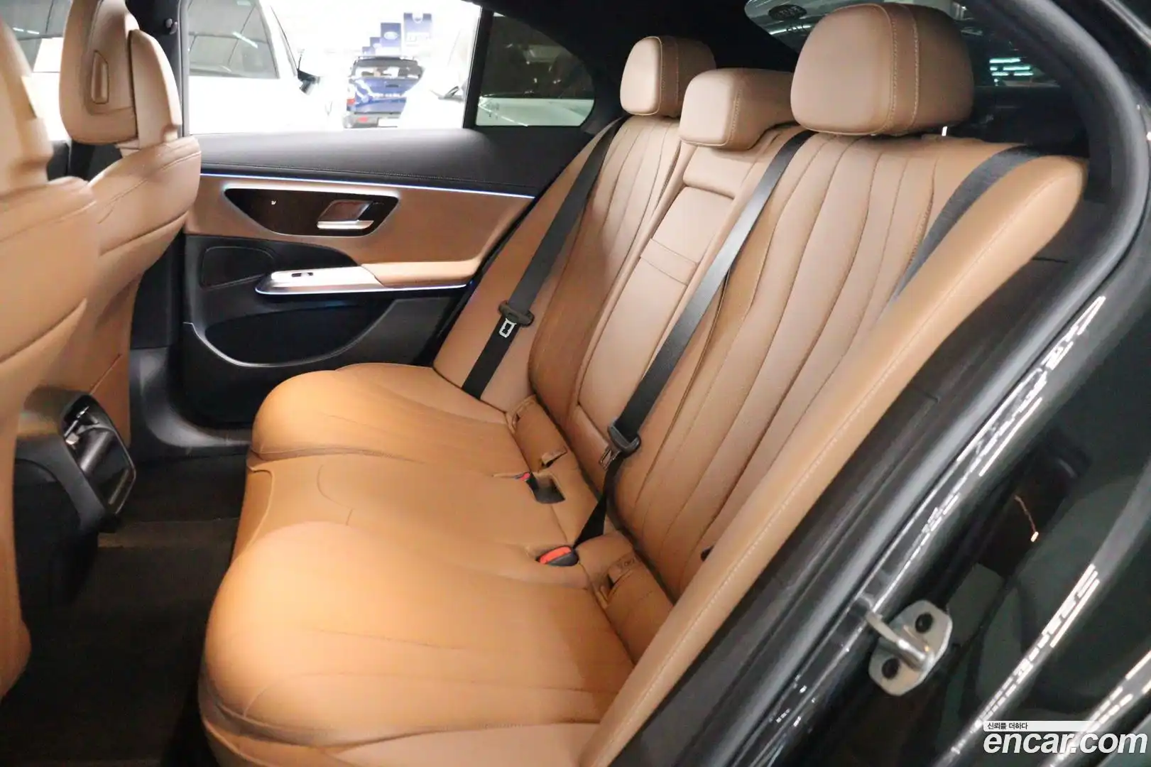 E-Class Mercedes-Benz 2024.6-INNER-009