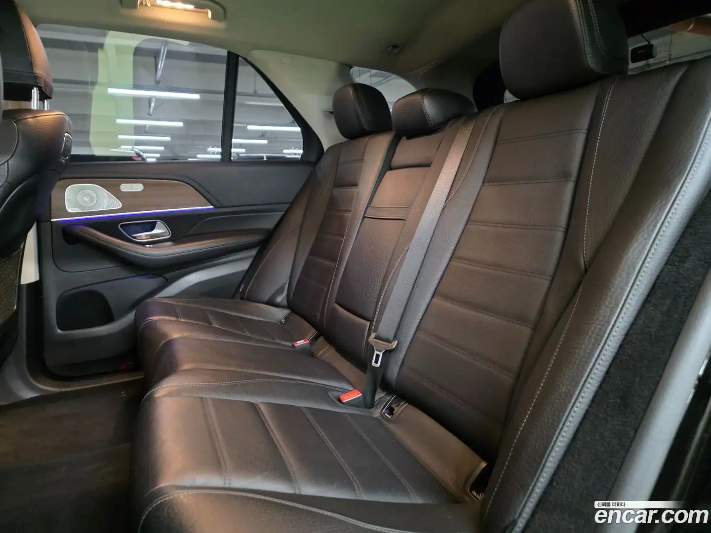 GLE-Class Mercedes-Benz 2019.11-OPTION-016