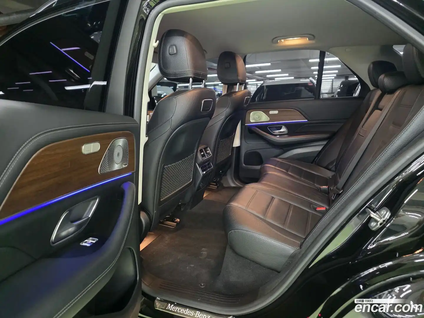 GLE-Class Mercedes-Benz 2019.11-OPTION-017