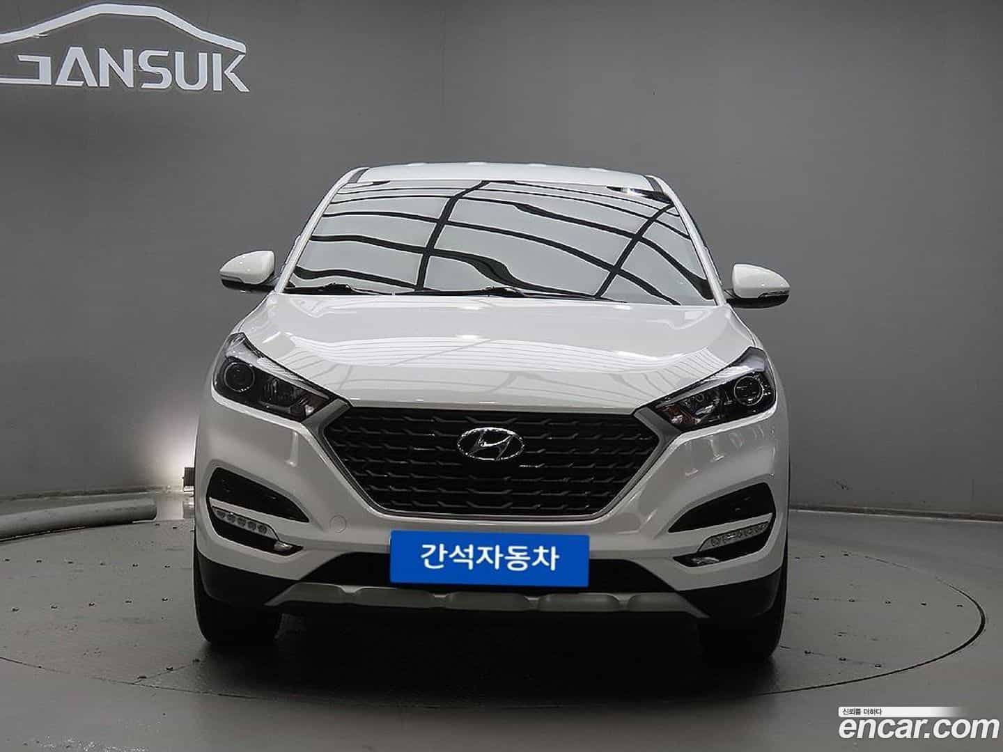 Tucson Hyundai 2017.1-OUTER-003