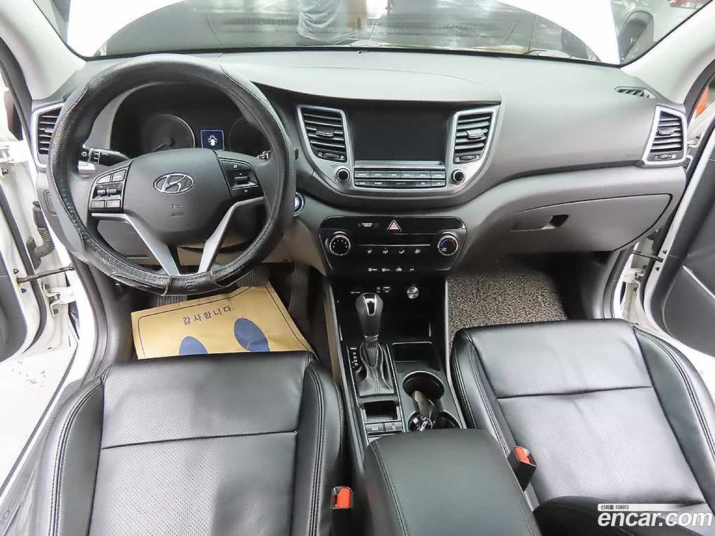 Tucson Hyundai 2017.1-INNER-009