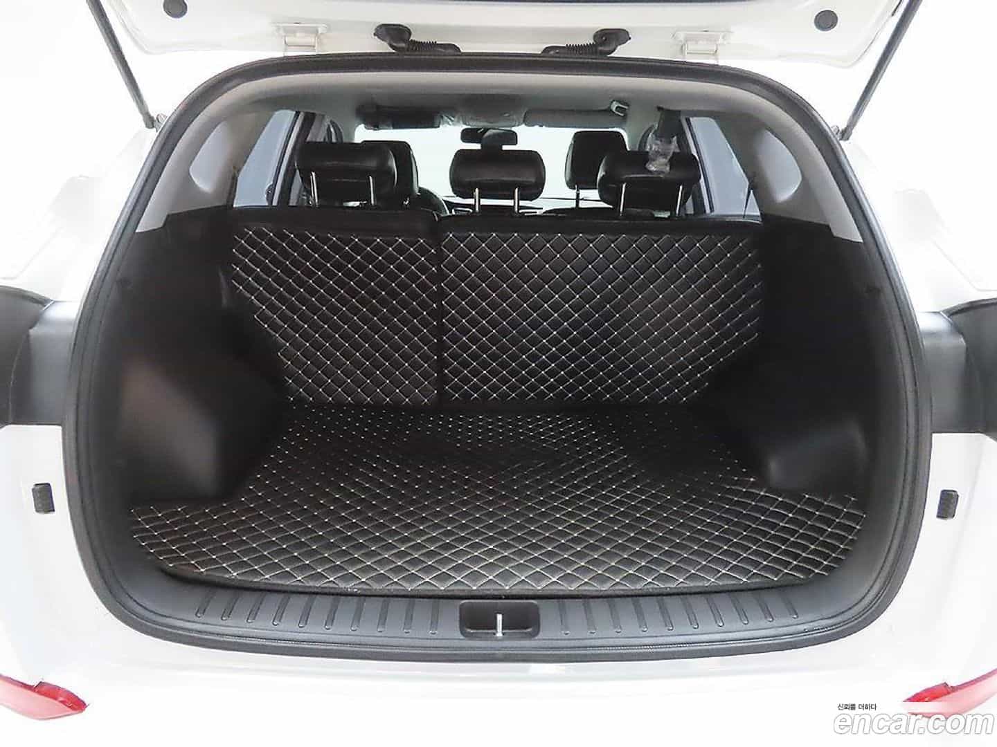 Tucson Hyundai 2017.1-OPTION-016