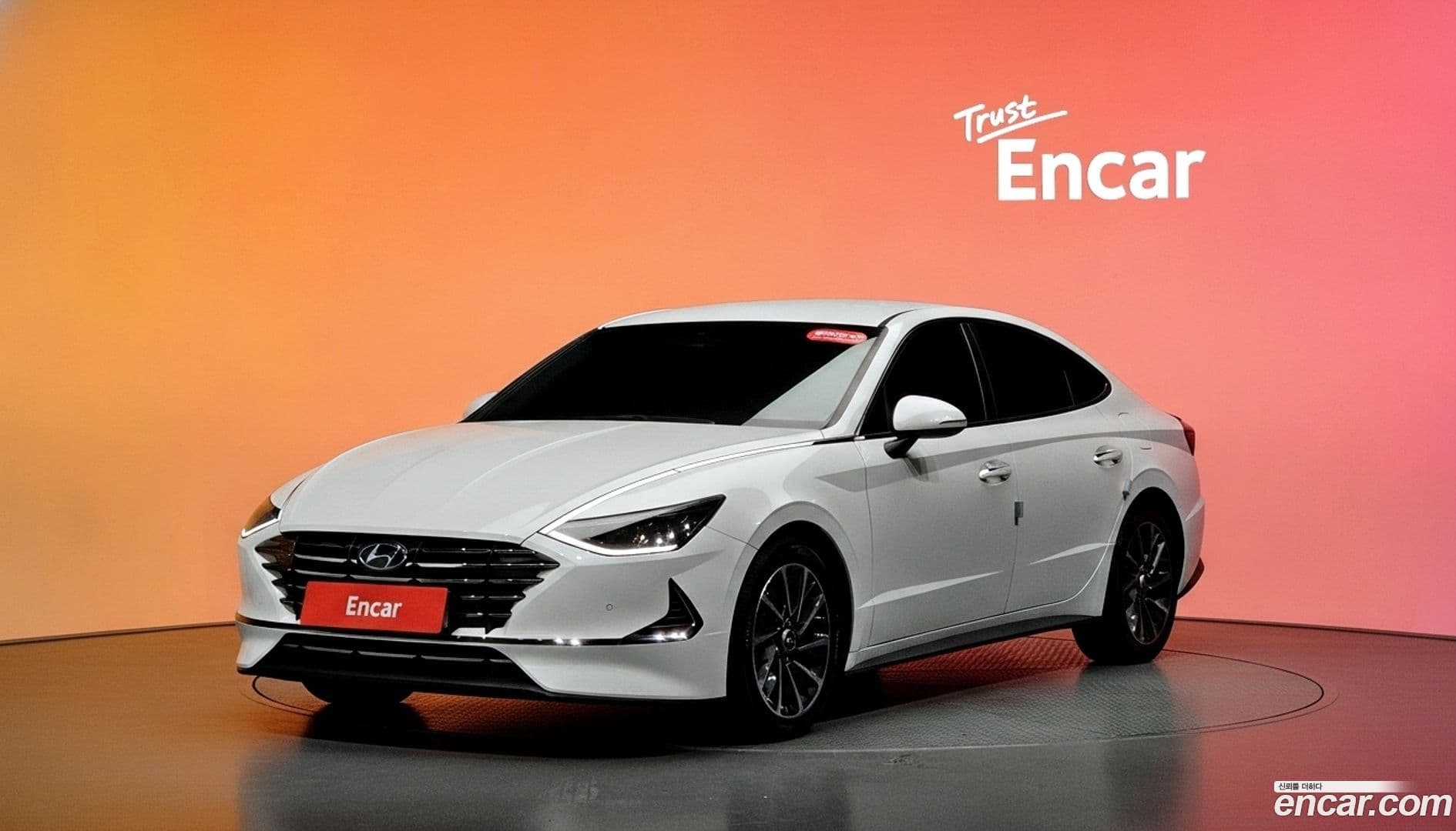 Main__Slider__Photo:Sonata Hyundai 2019.8-0