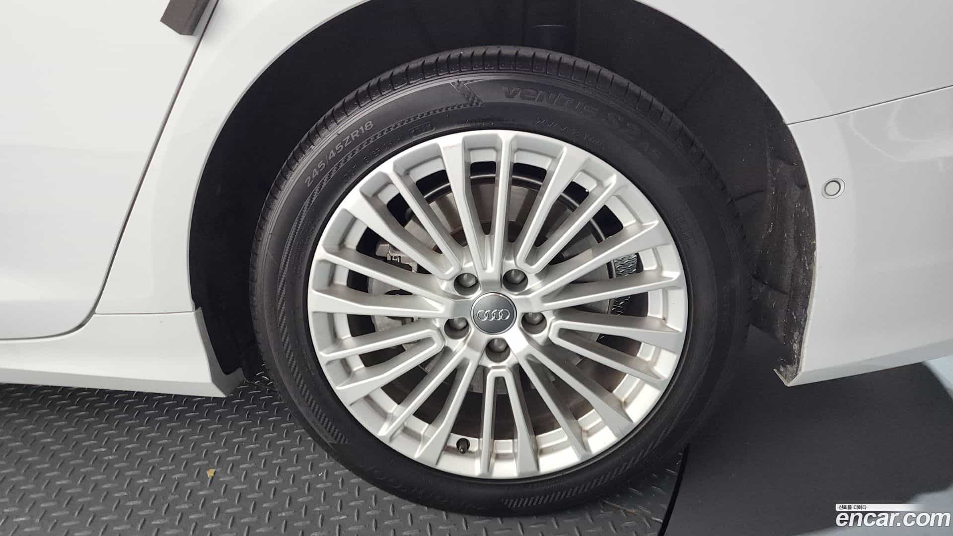 A6 Audi 2019.9-OUTER-031