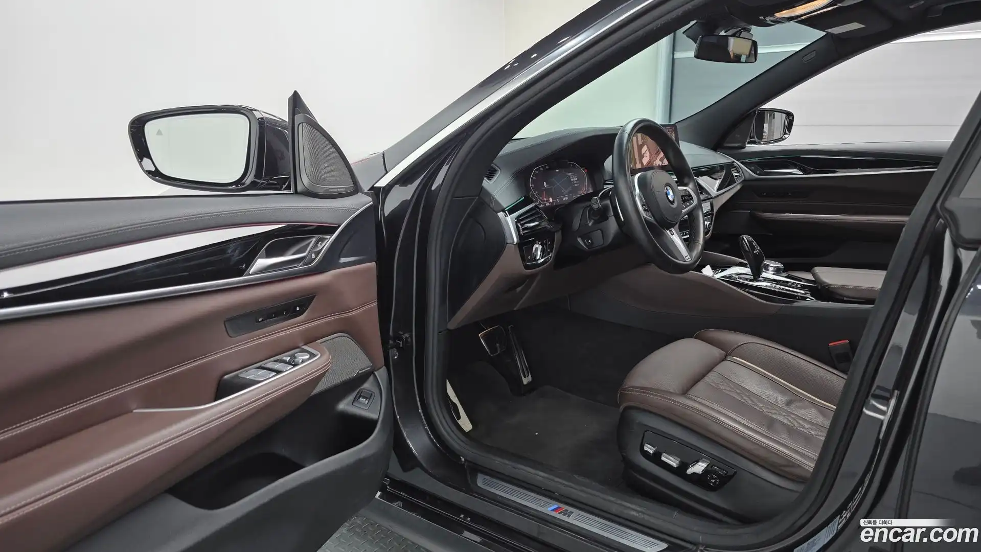 Gran Turismo BMW 2024.4-INNER-010
