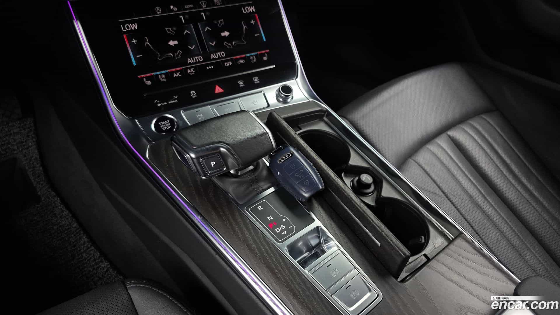 A6 Audi 2021.10-INNER-009