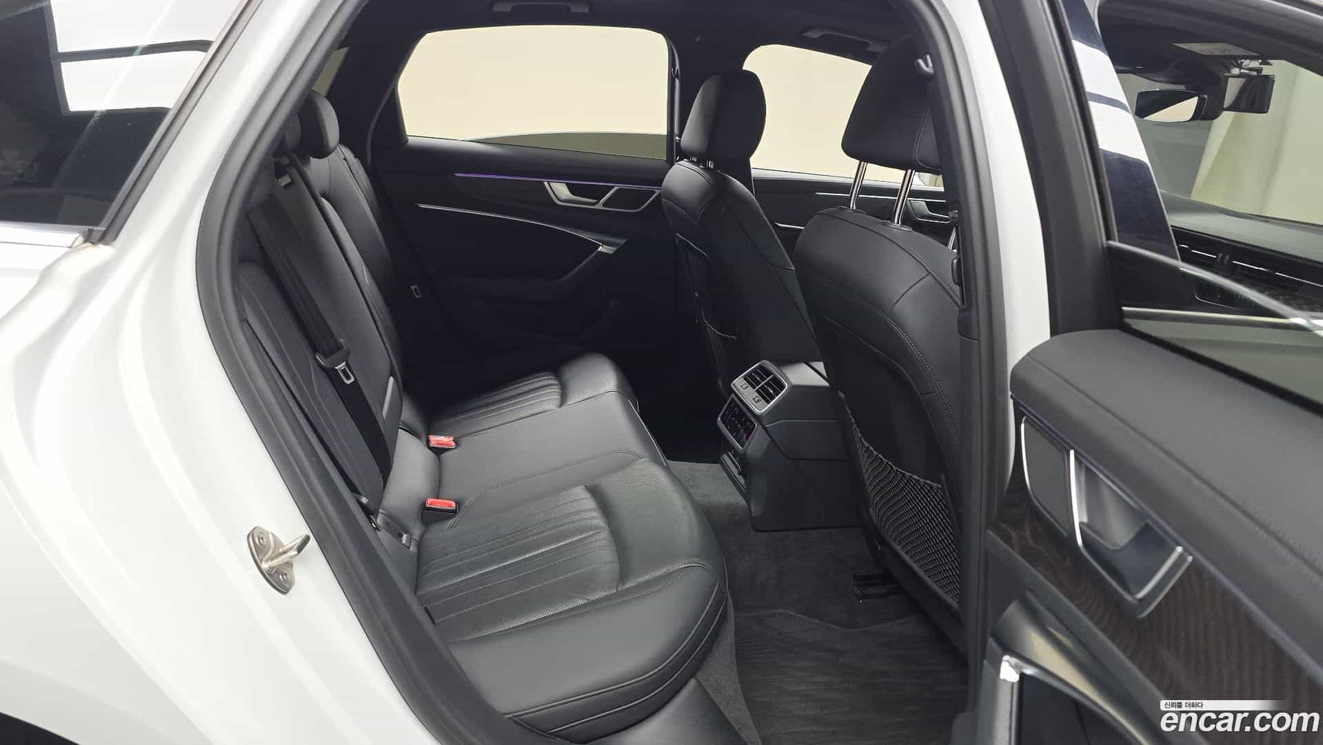 A6 Audi 2021.10-OPTION-016