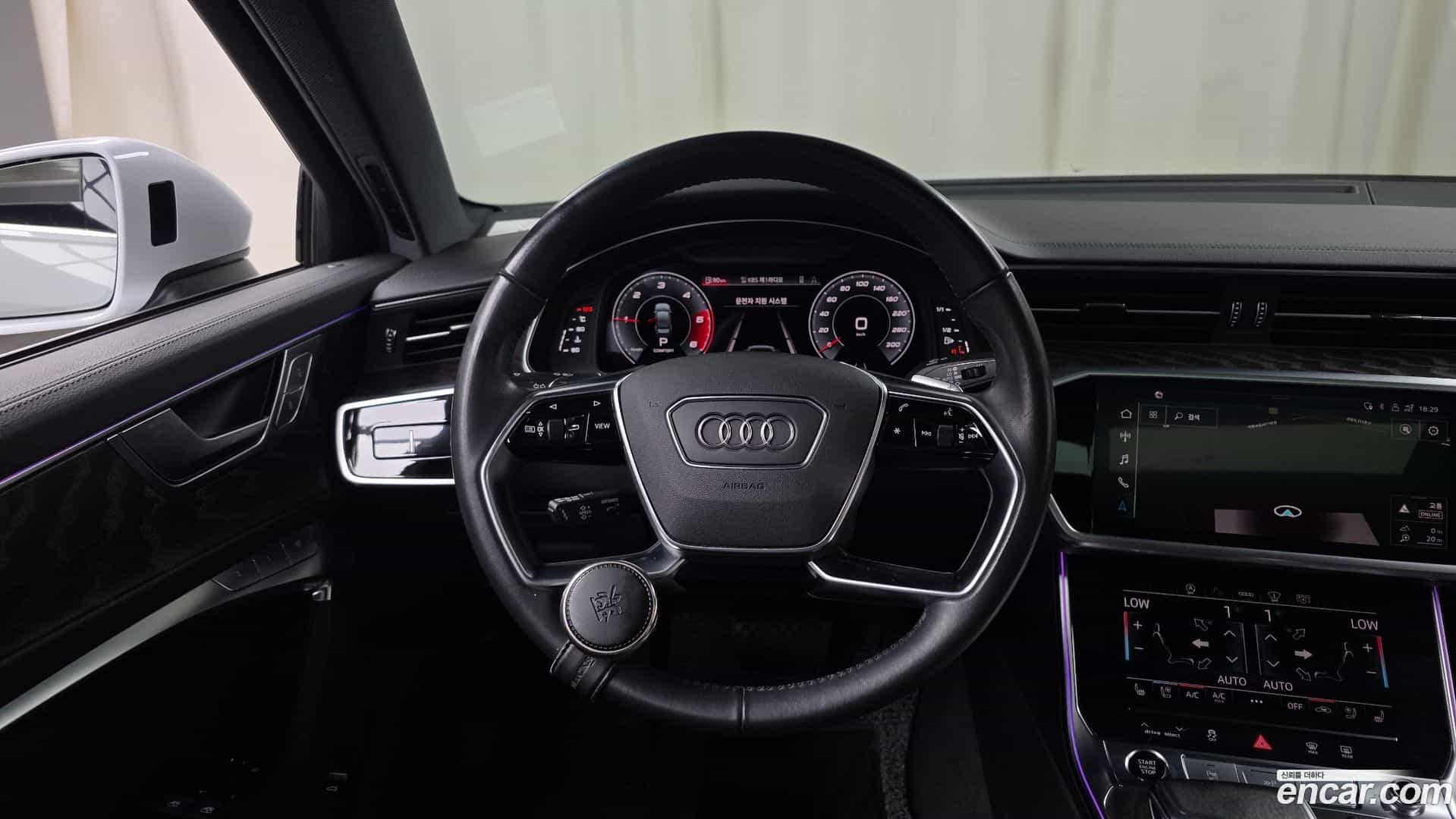 A6 Audi 2021.10-OPTION-017