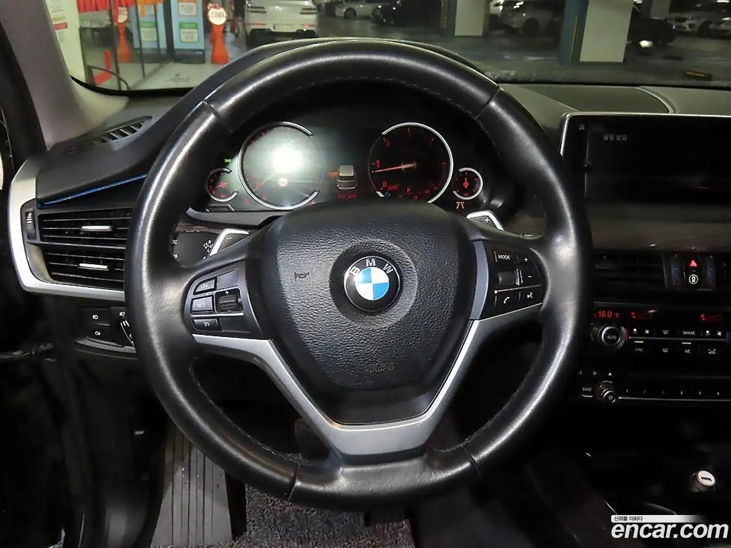 X5 BMW 2017.10-INNER-008