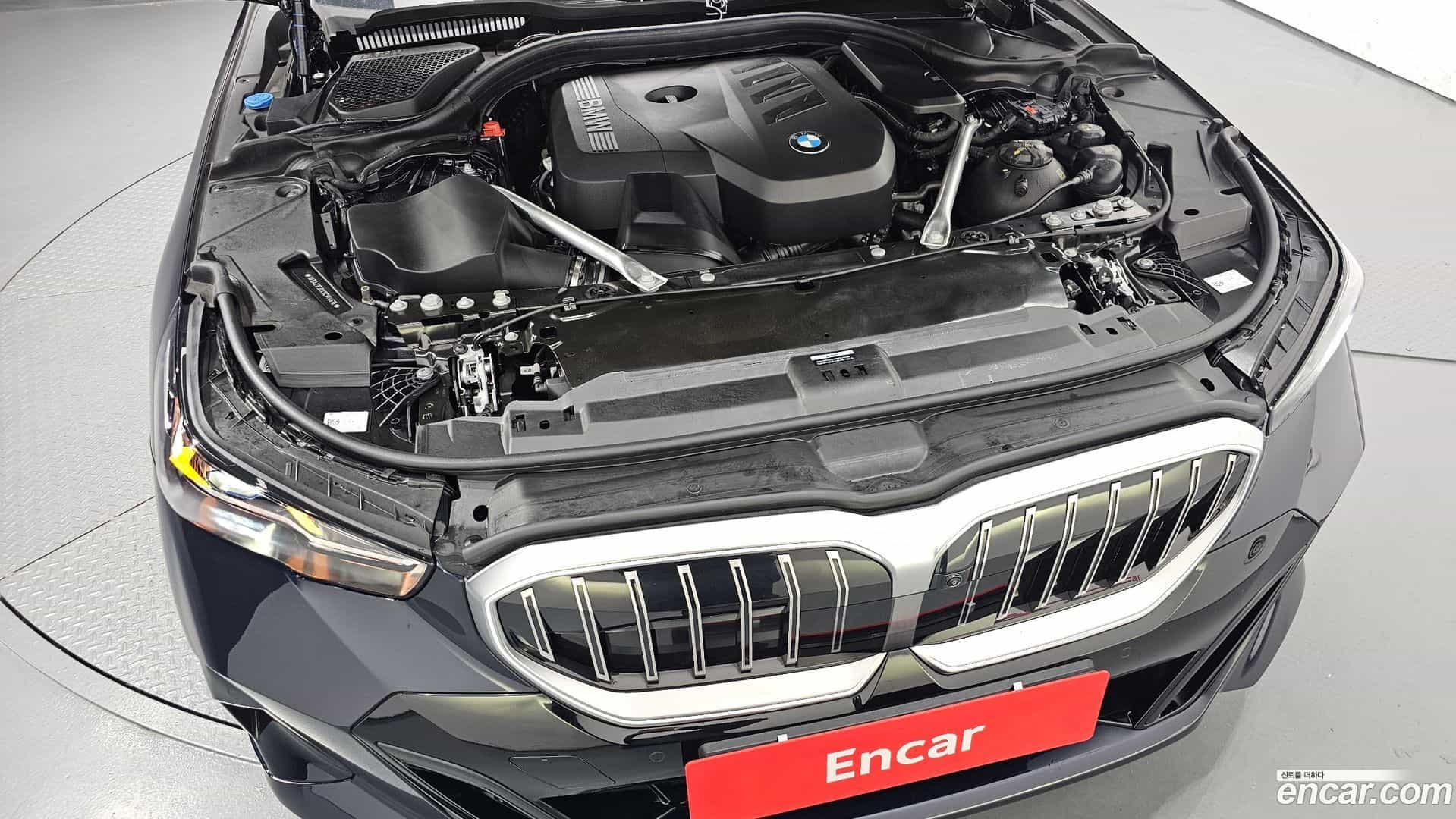 5-Series BMW 2025.9-OUTER-006