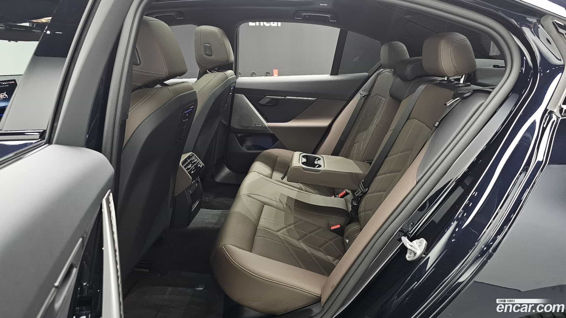 5-Series BMW 2025.9-OPTION-015