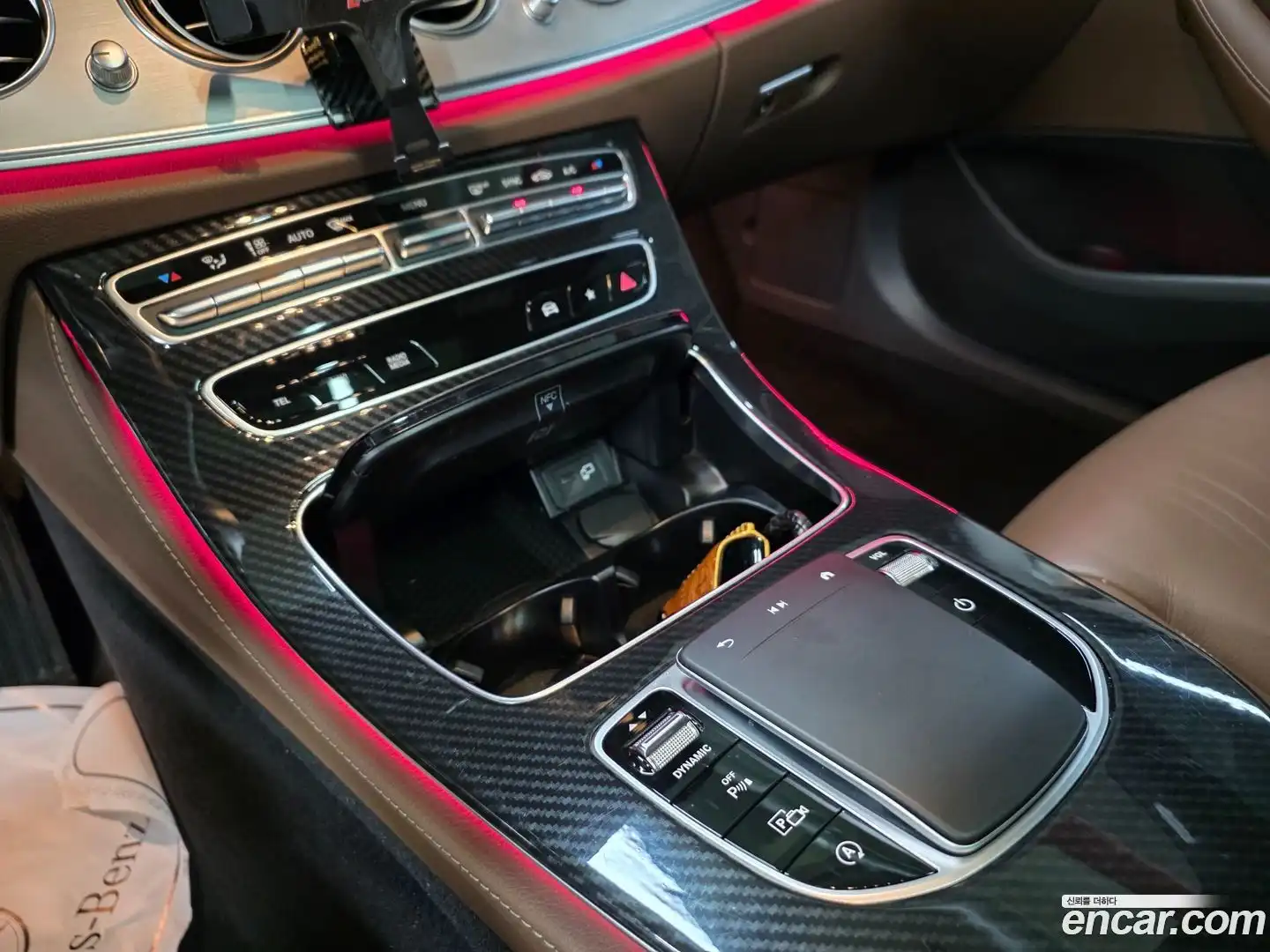 E-Class Mercedes-Benz 2021.8-OPTION-020