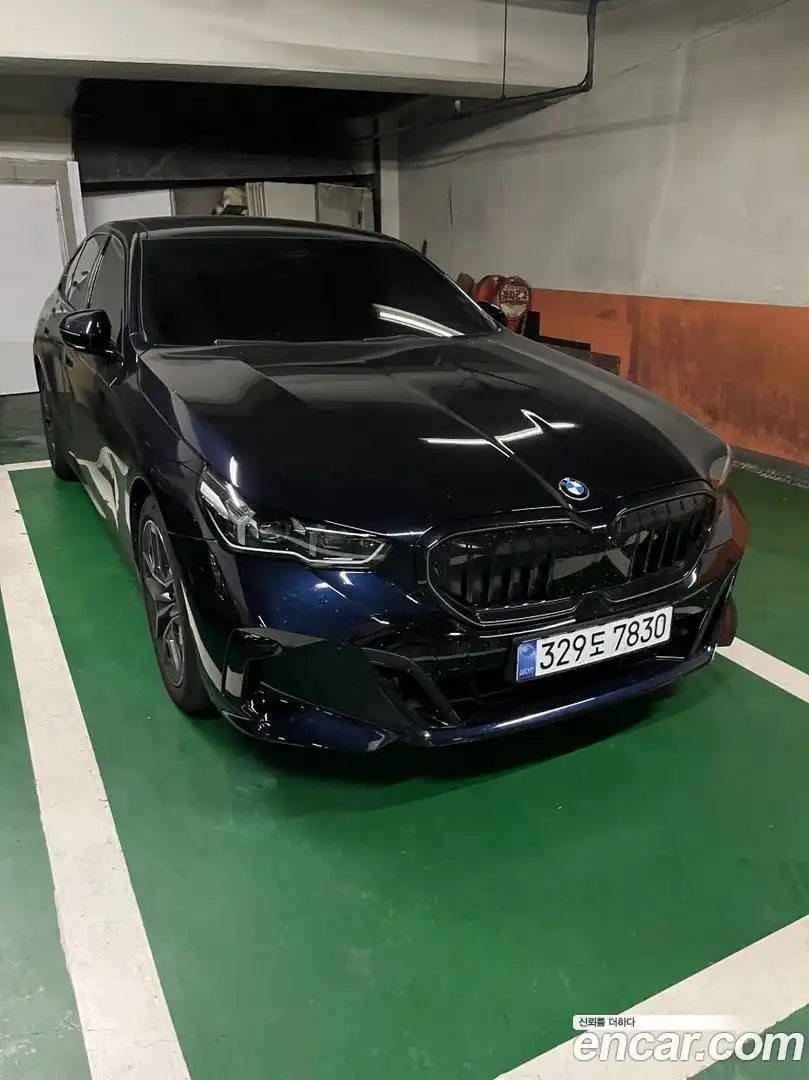 5-Series BMW 2025.10-OUTER-003