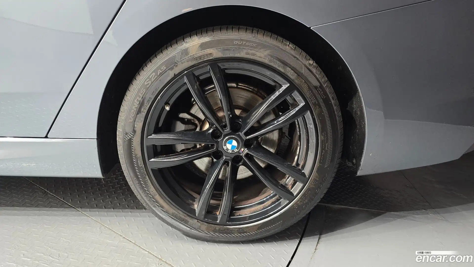 Gran Turismo BMW 2019.10-OUTER-031