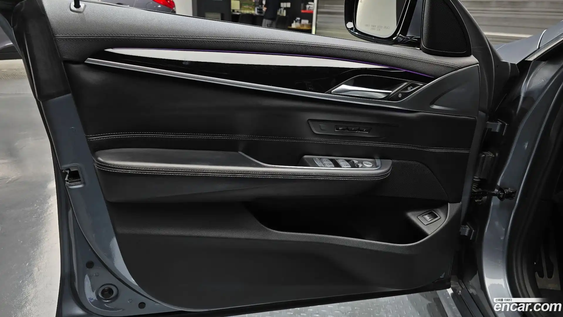Gran Turismo BMW 2019.10-INNER-034