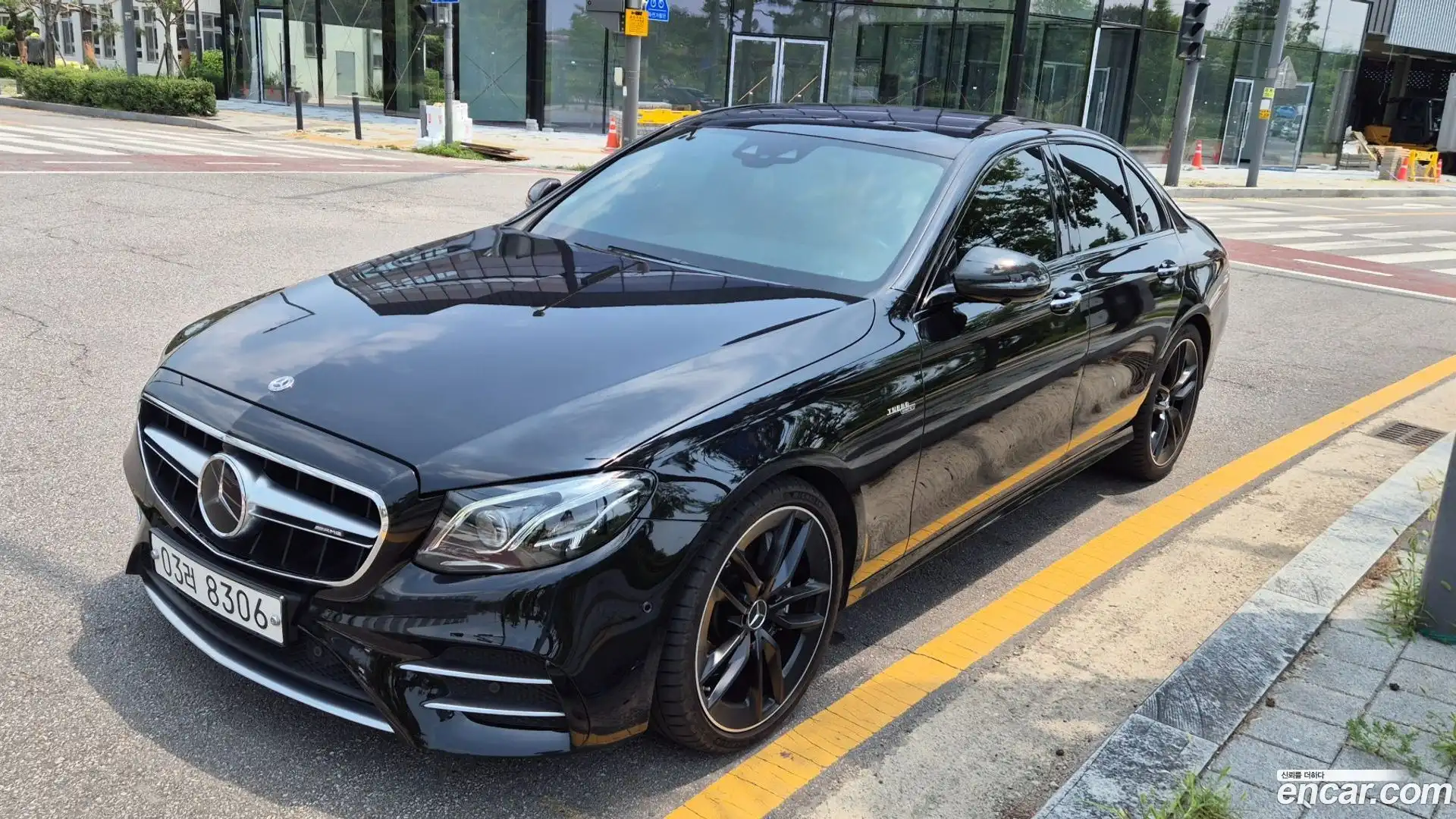 E-Class Mercedes-Benz 2018.3-OUTER-001