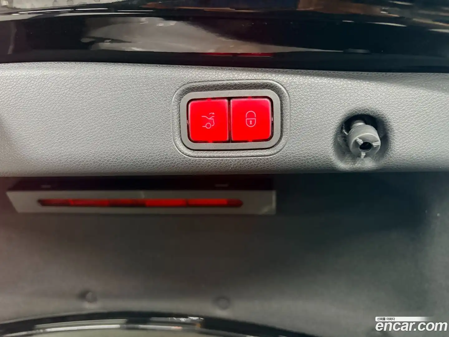 E-Class Mercedes-Benz 2018.3-OPTION-023