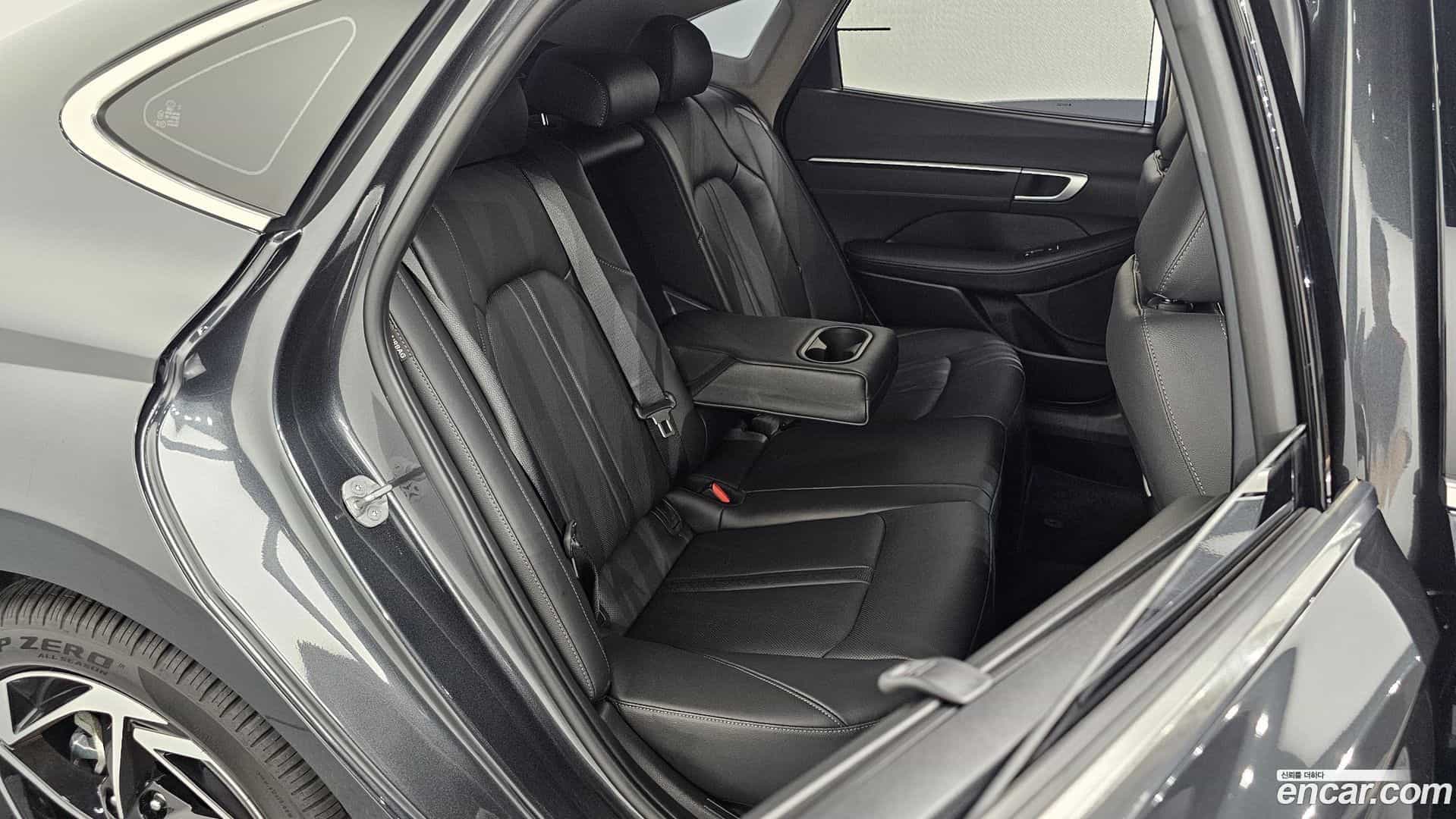 Sonata Hyundai 2025.8-OPTION-015