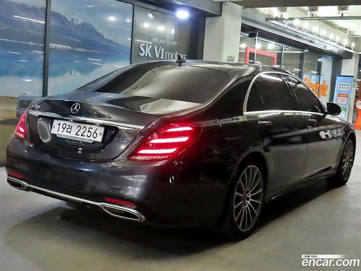S-Class Mercedes-Benz 2018.8-OUTER-004