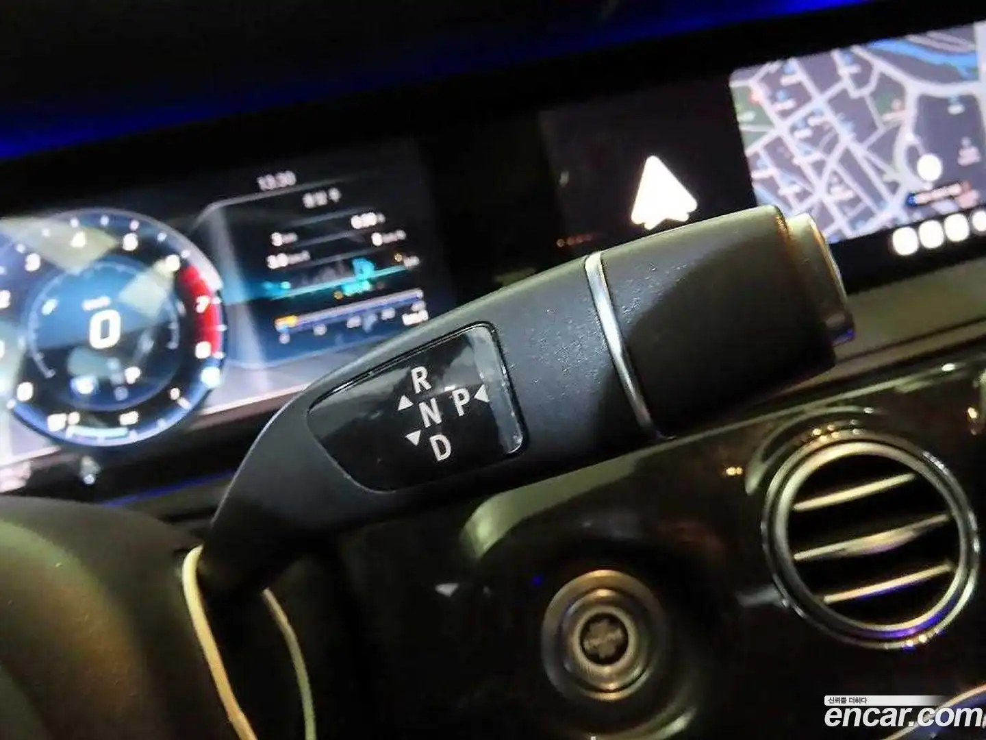 S-Class Mercedes-Benz 2018.8-OPTION-016
