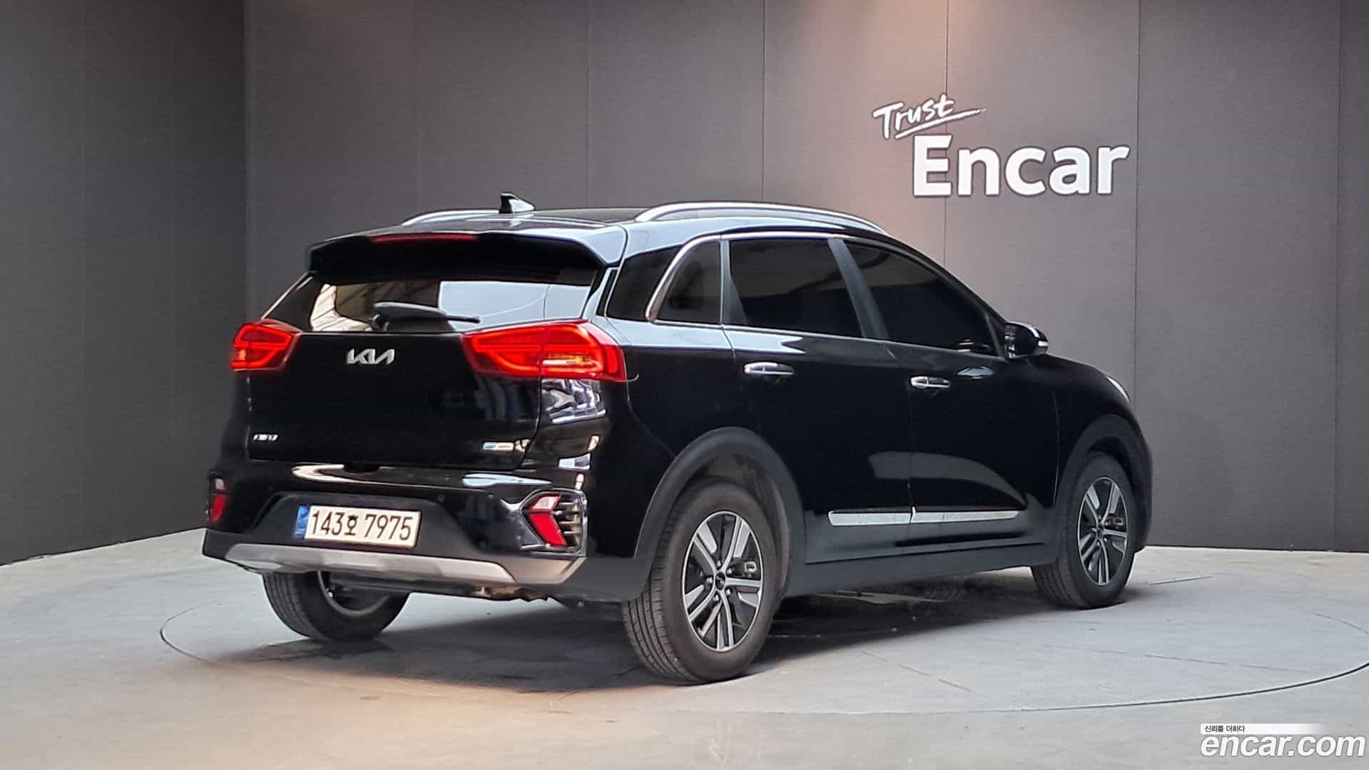 Niro Kia 2021.10-OUTER-002
